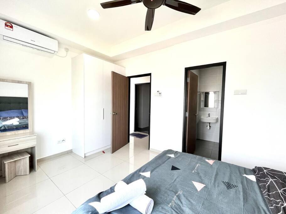 Urban Home-Swimming Pool-City Center Malacca Kültér fotó